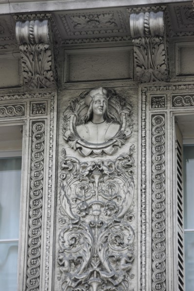 France, ile de france, paris 9e arrondissement, rue notre dame de lorette, immeuble, n54, restauration, decor, sculpture

Date : 2011-2012