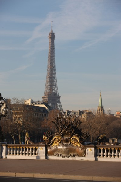 France, ile de france, paris 7e-16e arrondissement, pont alexandre III, seine, milieu du pont, tour eiffel,