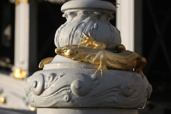 France, ile de france, paris 7e-16e arrondissement, pont alexandre III, seine, salamandre, quai,