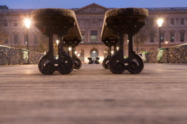 france, ile de france, paris, 6e arrondissement, pont des arts, entre quai de conti et musee du louvre, seine, nuit, cadenas, petit matin,