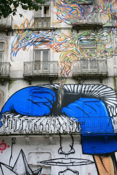 portugal, lisbonne, lisboa, signes de ville, murs peints, squatt, street art, facade, immeuble
Date : septembre 2011