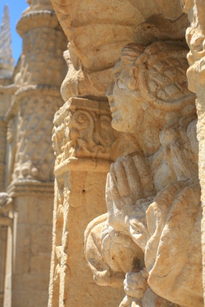 portugal, lisbonne, lisboa, signes de ville, belem, monastere des Hieronimytes, monasteiro dos jeronimos, couvent, cloitre, detail sculpture, statue, ornement
Date : septembre 2011