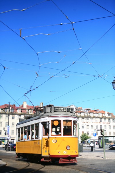 portugal, lisbonne, lisboa, signes de ville, tramway numero 28, transport
Date : septembre 2011