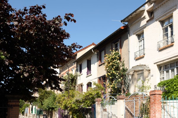 France, ile de france, paris 13e arrondissement, butte aux cailles, villa daviel, maisons et jardins, pavillons pres de la petite alsace,


Date : 2011-2012