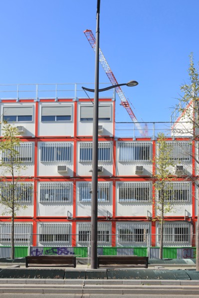 france, region ile de france, paris 13e arrondissement, paris rive gauche, avenue de france, quartier bnf francois mitterrand, travaux de batiment, couvertures des voies, algeco, chantier,


Date : 20...