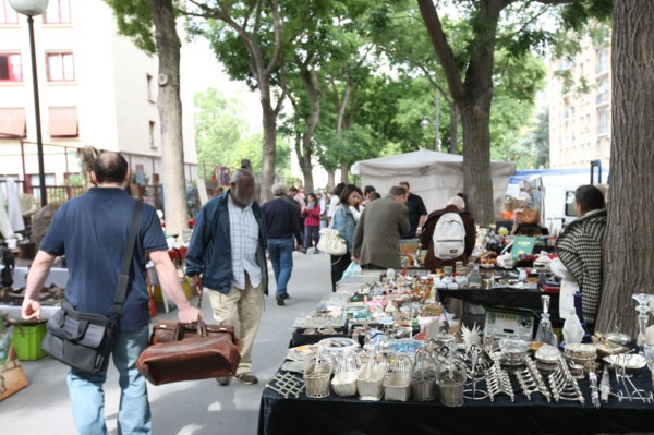 France, ile de france, paris, 14e arrondissement, metro porte de vanves, puces de vanves, antiquites,


Date : 2011-2012