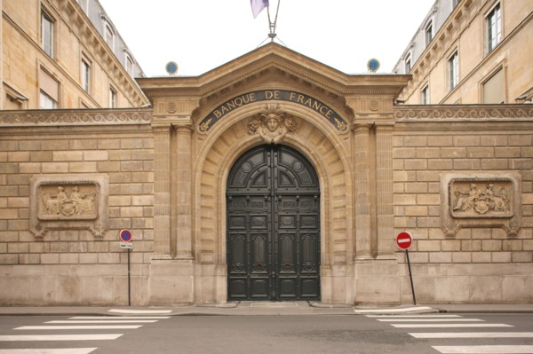 France, ile de france, paris 1er arrondissement, rue la vrilliere, banque de france, hotel de toulouse dit aussi de la vrilliere, portail sur rue, detail bas relief, sculpture,