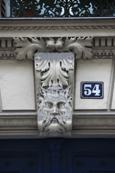 France, ile de france, paris 9e arrondissement, rue notre dame de lorette, immeuble, n54, restauration, decor, sculpture,
