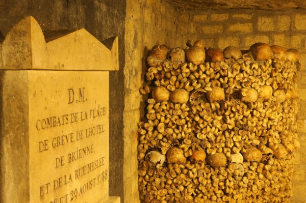 France, ile de france, paris 14e arrondissement, place denfert rochereau, catacombes, ossements, cranes, galerie, souterrain,