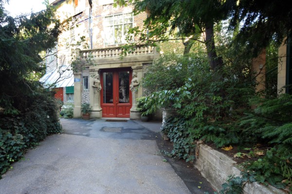 france, region ile de france, paris 15e arrondissement, passage de dantzig, la ruche, ateliers, artistes,
