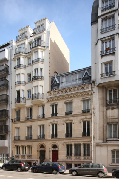 Façades 63 rue Jouffroy d'Abbans à Paris