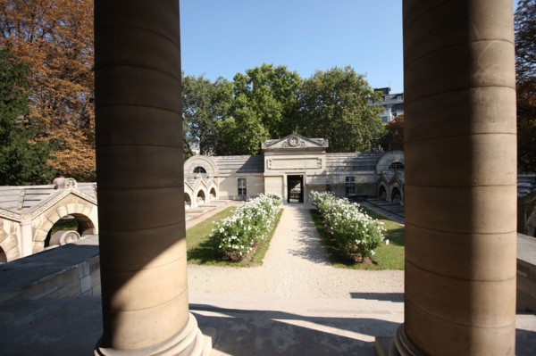 France, ile de france, paris 8e arrondissement, 29 rue pasquier, chapelle expiatoire, Louis XVI et Marie-Antoinette, architecte fontaine,


Date : Ete 2012