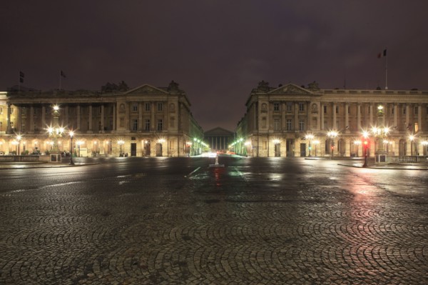 france, region ile de france, paris 8e arrondissement, place de la concorde, paves, fontaines, hotel de la marine, hotel de crillon, nuit, eclairage,