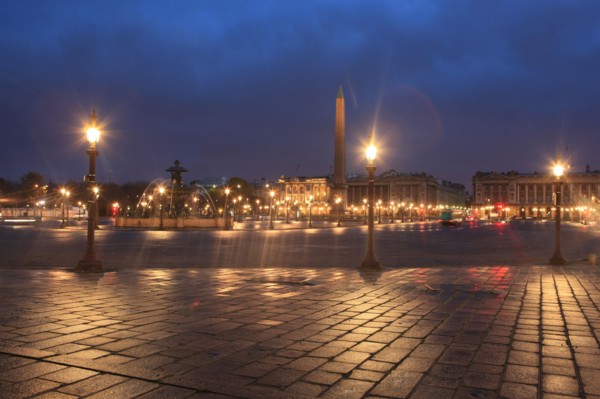 france, region ile de france, paris 8e arrondissement, place de la concorde, paves, fontaines, hotel de la marine, hotel de crillon, nuit, eclairage,