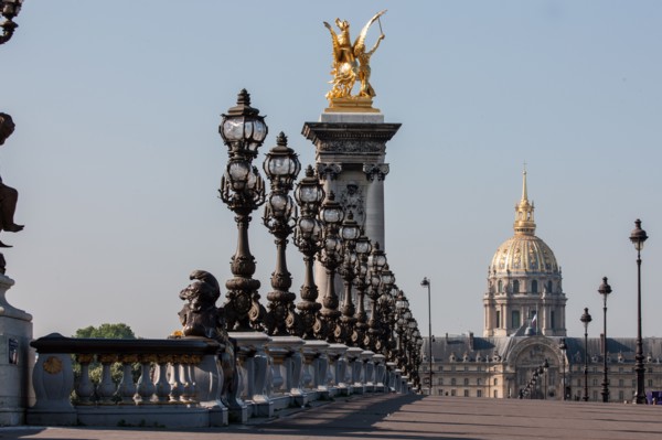 France, Region Ile de France, Paris 7e arrondissement, esplanade des Invalides, Pont Alexandre III, Hotel des Invalides, dome, armee,