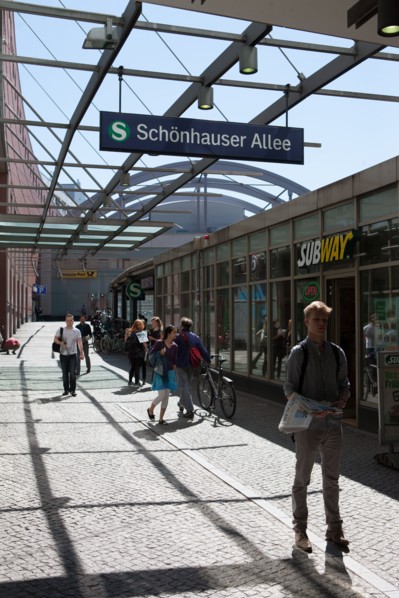 Allemagne (Germany), Berlin, Prenzlauer Berg, metro, S-Bahn, station Schonhauser Allee, transport urbain,