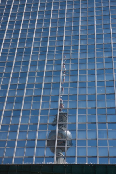 Allemagne (Germany), Berlin, Alexanderplatz, Tour Fernsehturm, tour de television de Berlin Est,