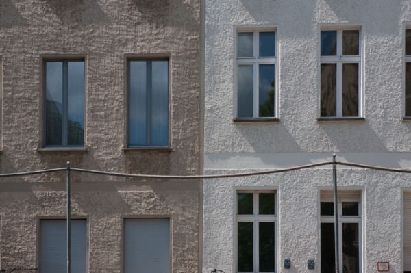 Allemagne (Germany), Berlin, Prenzlauer Berg, immeubles en travaux, Bernauer Strasse,