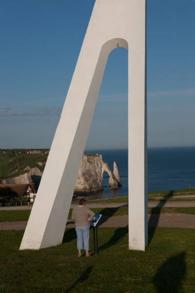 France, region Haute Normandie, Seine Maritime, pays des hautes falaises, Etretat, falaise d'amont, musee Nungesser et Coli, fleche,