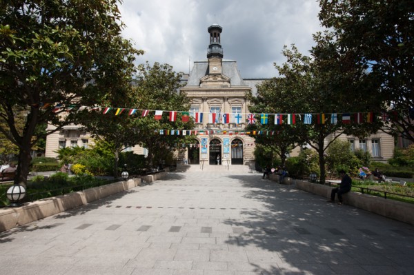France, Ile de France, Hauts-de-Seine, ville de Clichy-la-Garenne, jardin de l'Hotel de Ville, mairie,
Mention obligatoire : CRT PIdF