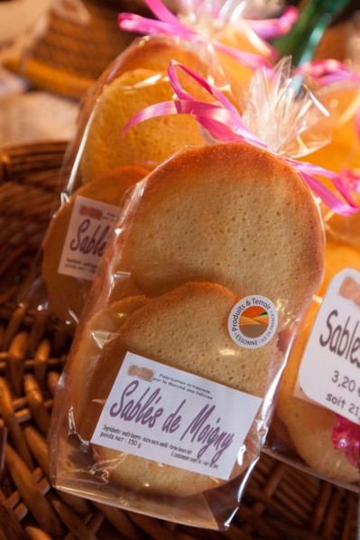France, Ile de France, Essonne, Milly-la-Foret, halles du marche,
Mention obligatoire : CRT PIdF