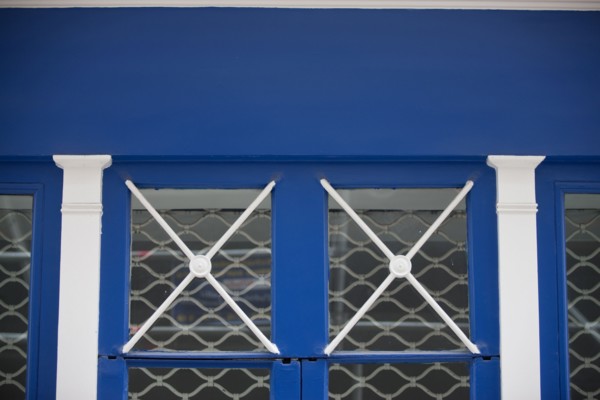 France, Ile de France, Paris, 1er arrondissement, 14 rue de la Sourdiere, detail facade, boutique empire