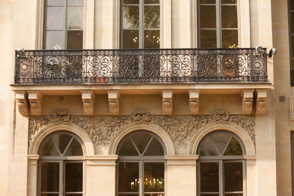 France, Ile de France, Paris 7e arrondissement, 54 rue de Bellechasse, Hotel de Rochechouart, ministere de l'Education Nationale, facade sur jardin,