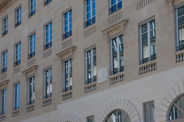 France, Ile de France, Paris 9e arrondissement, immeuble 2 rue de la Chaussee d'Antin, Immeuble Rossini, architecte Nicolas-Jacques-Antoine Vestier, immeuble de bureaux, facade, facadisme, renovation,
