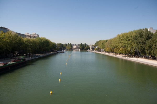 France, Ile de France, Paris, 19e arrondissement, bassin de la Villette, rotonde, architecte Claude-Nicolas Ledoux, pavillon d'octroi, ancienne barriere de Paris, metro Stalingrad, cinema mk2,