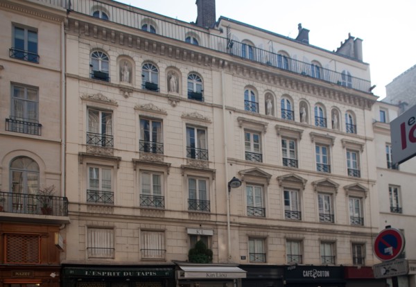 France, Ile de France, Paris 7e arrondissement, 81 rue du Bac, immeuble de rapport, 19e siecle,