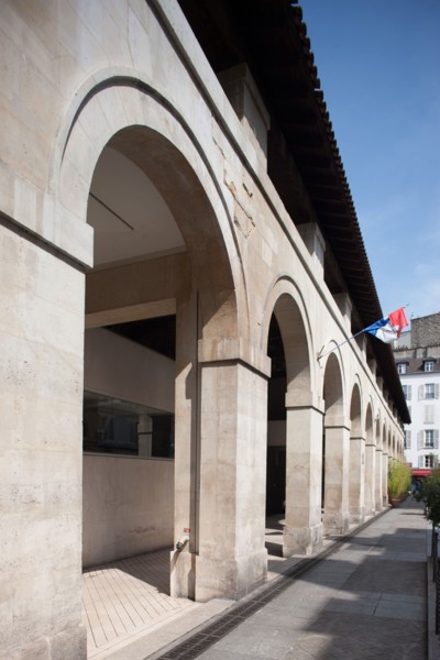 France, Ile de France, Paris 6e arrondissement, marche Saint-Germain, arcades, commerce, architecte Jean Blondel,