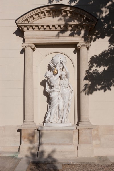 France, Ile de France, Paris 7e arrondissement, Hotel de Salm, rue de Lille, Grande Chancellerie de la Legion d'Honneur, Palais de la Legion d'Honneur, Musee, architecte Pierre Rousseau, sculpture, co...