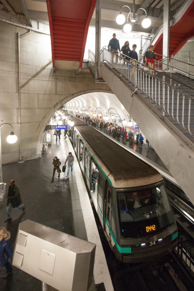France, Région Ile de France, Paris 4e arrondissement, Station de métro Cité, escalier