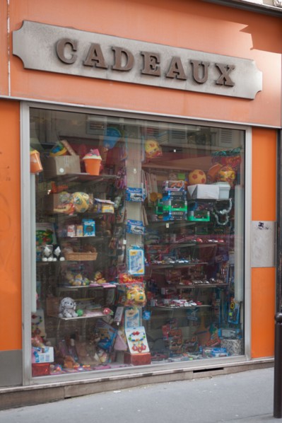 France, Région Ile de France, Paris 6e arrondissement, Rue de Fleurus, façade d'un magasin de
