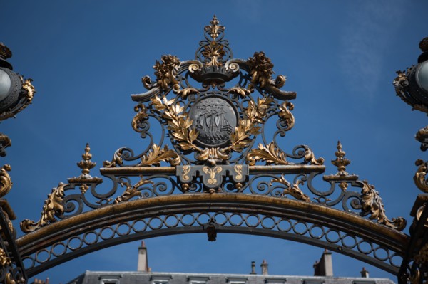 France, Région Ile de France, Paris 8e arrondissement, Parc Monceau, grille ouvragée, entrée du