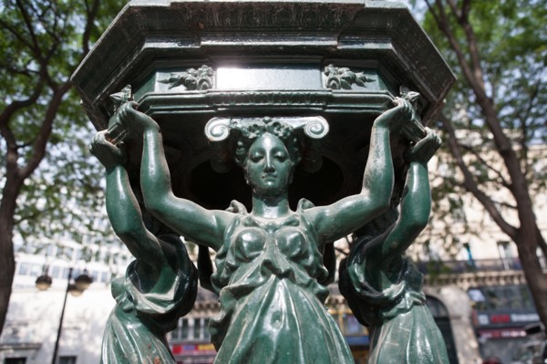 Paris 9e arrondissement,  Rue d'Amsterdam