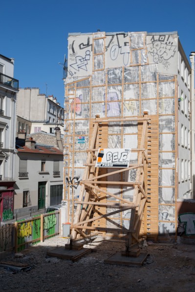 France, Région Ile de France, Paris 18e arrondissement, Montmartre, parcelle en chantier, depuis