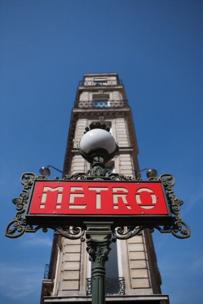 Rue La Fayette, Métro Chaussee D'Antin
