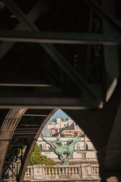 Seine, Sous Le Pont De Bir Hakeim