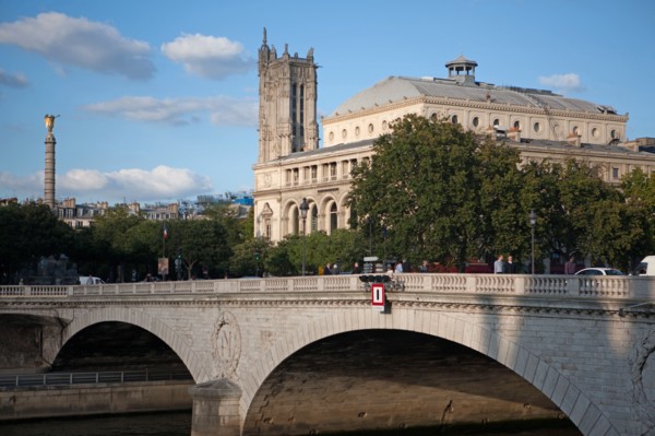 Ile Saint Louis, vue sur le quai De Gesvres