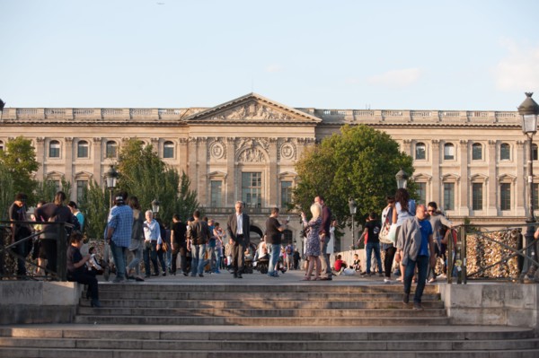Pont Des Arts, Musée du Louvre
