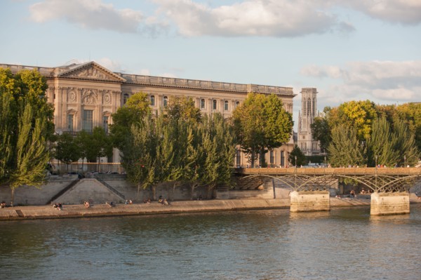 Pont Des Arts, Musée du Louvre