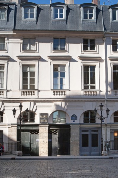 Rue De Beaujolais, Habitation De Colette Au Numero 9