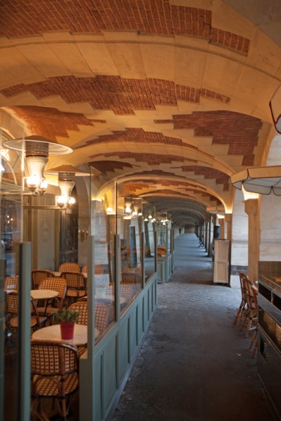 Le Marais, Place Des Vosges