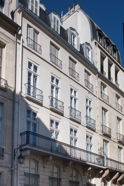 15 Quai de Conti, Patrick Modiano y vécut Son Enfance