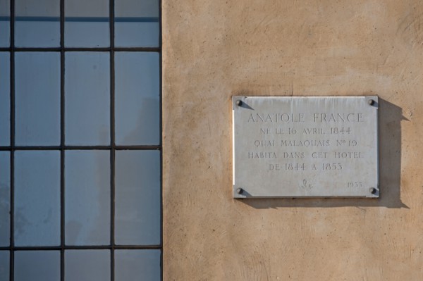 Quai Malaquais, Au Numero 15 Vecut Anatole France