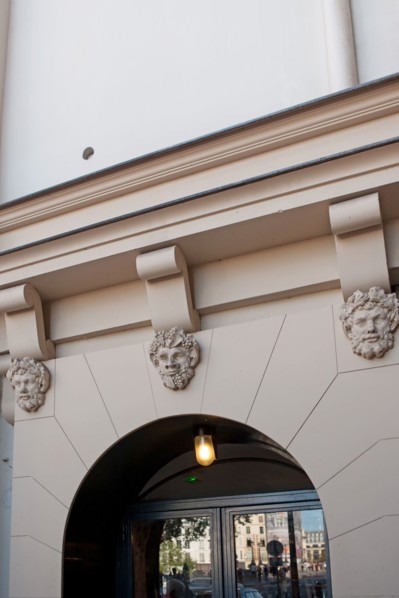 10 rue Dauphine, Anciennement La Chope Du Pont Neuf