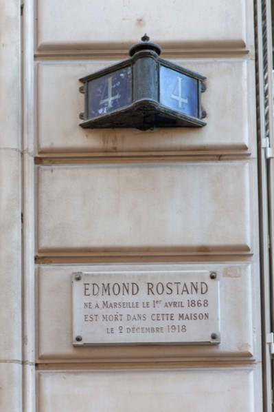 7e Arrondissement, 4 avenue La Bourdonnais