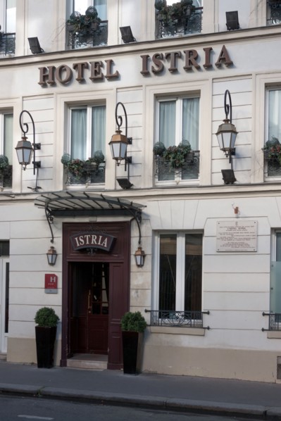 29 rue Campagne Première, Hôtel Istria