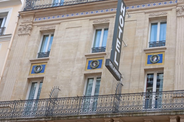 35 rue delambre, Hôtel Delambre